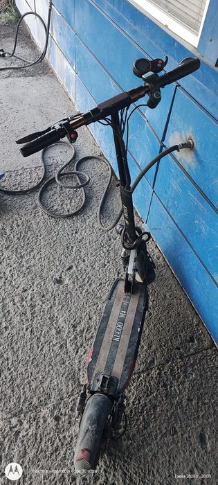 Продам электросамокат срочно