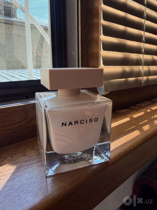продам оригинал парфюм narciso rodriges pudree