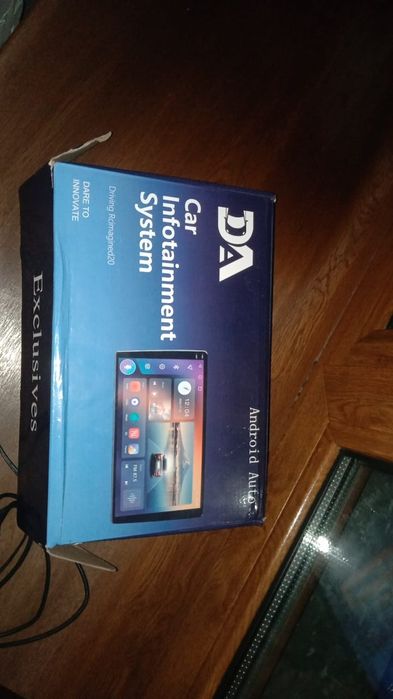 Планшет на машину