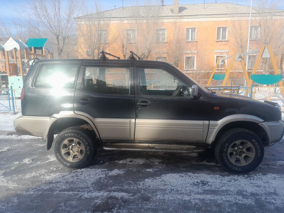 Ниссан мистрал  продается