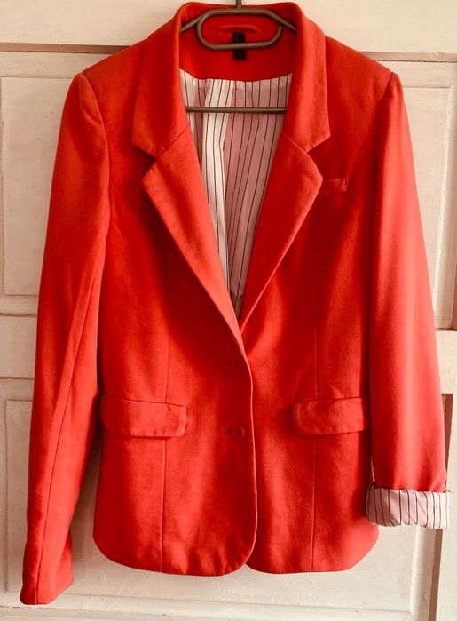 Дамски дрехи M-L, всяко е с цена