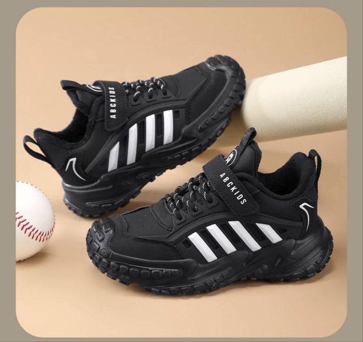 Детская спортивная обувь