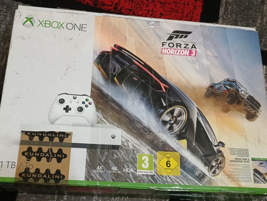 Xbox One S 1TB + 2 jocuri pe disc – stare foarte bună
