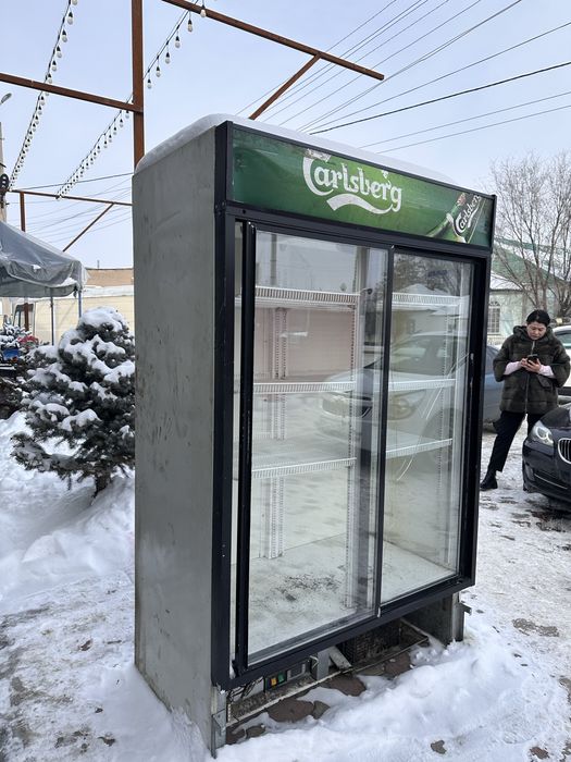 Холодильник витринный