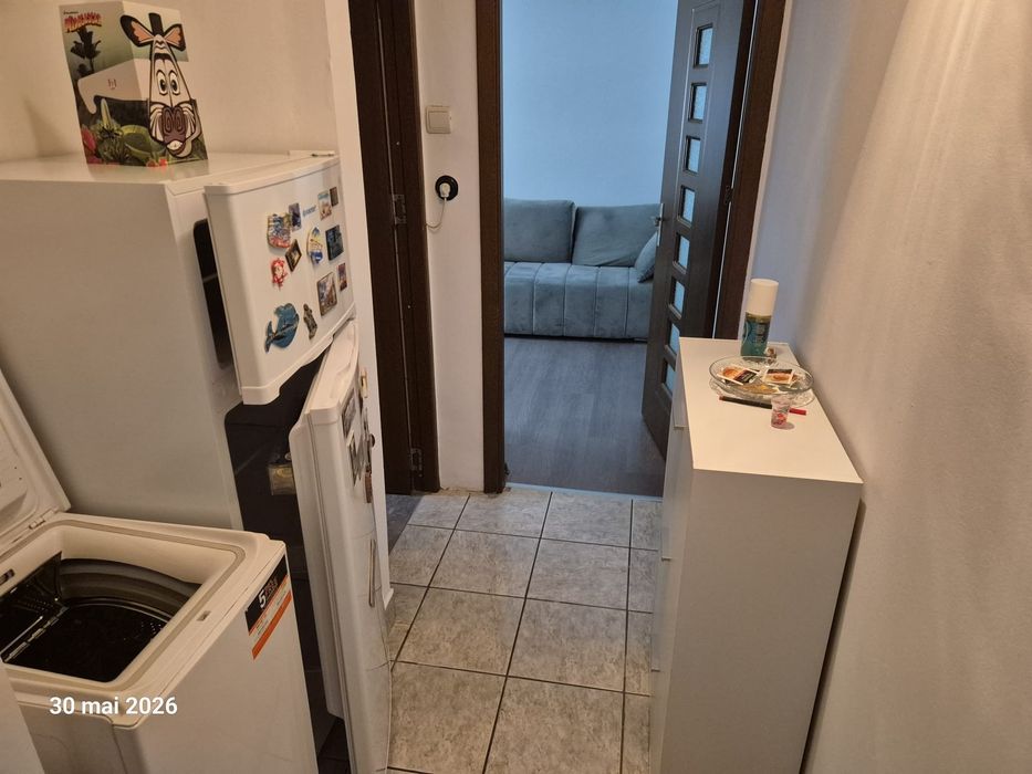 Închiriez apartament