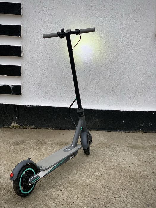 Vând trotinetă electrică AIERIUM T350 pro. Viteză maximă 31.