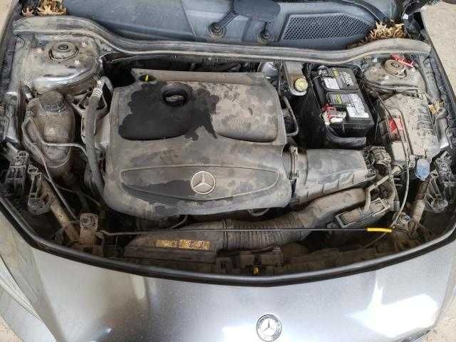 Dezmembrez Mercedes Cla 250 2014 2.0 benzina Automat