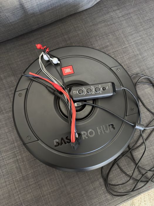 Subwoofer JBL Basspro Hub