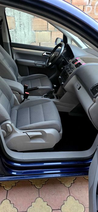 VOLKSWAGEN Touran 2008 — imagine 5