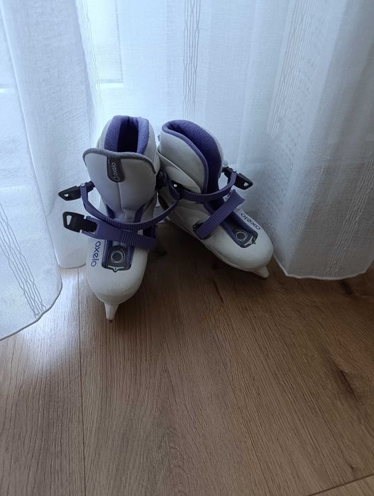 Patine fete mărime 30-32