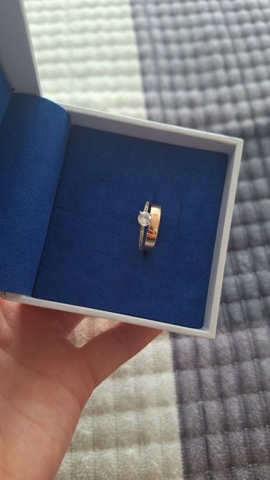 Продам золотое кольцо