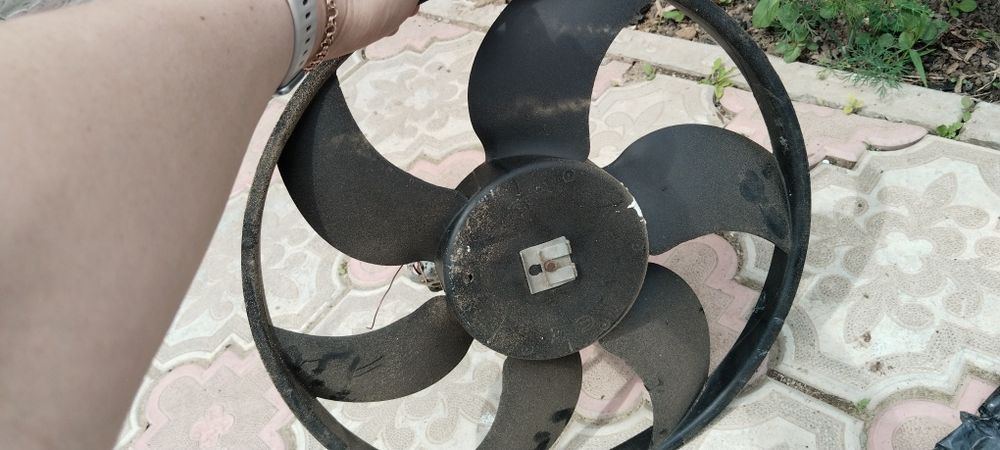 Вентилятор охлаждения