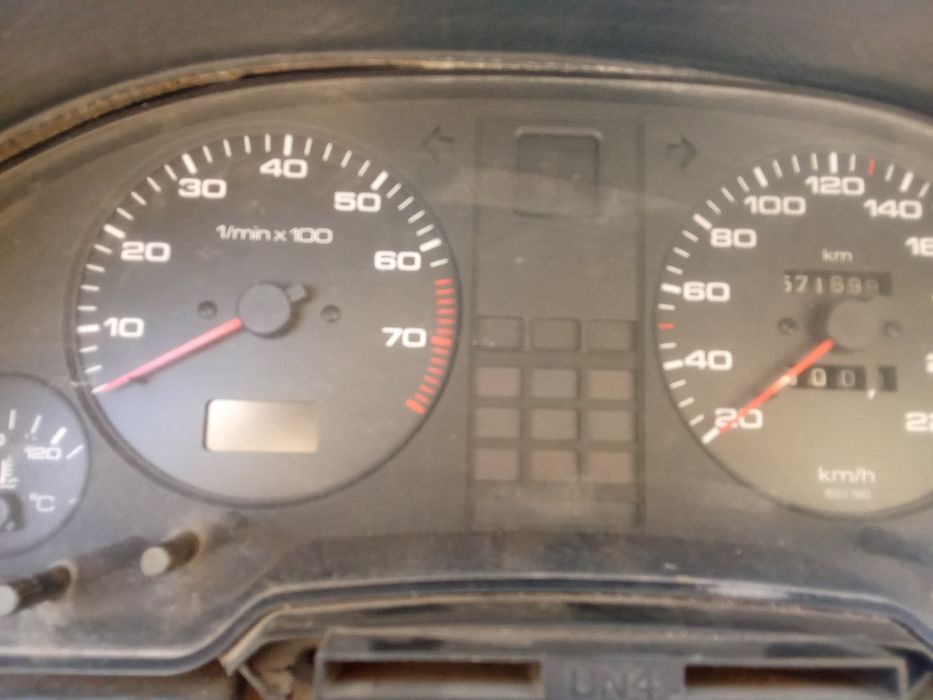 Ауди 80 б3 1.8 моно.