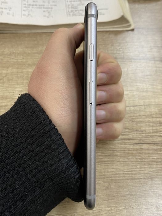 iphone 6s  64gb LL/A