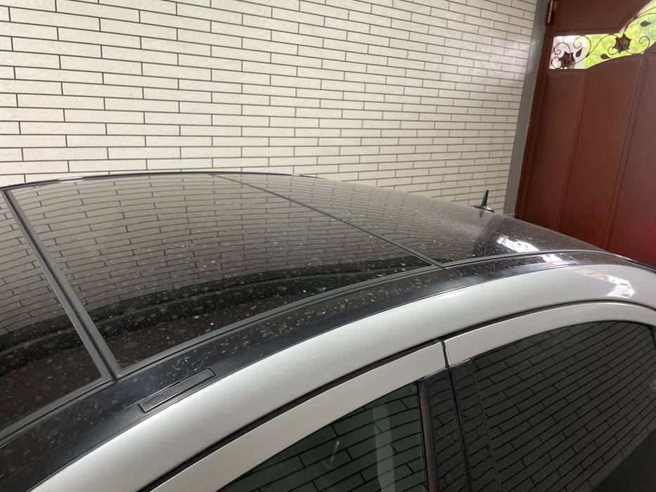 Mercedes-Benz W211 5.0 V8