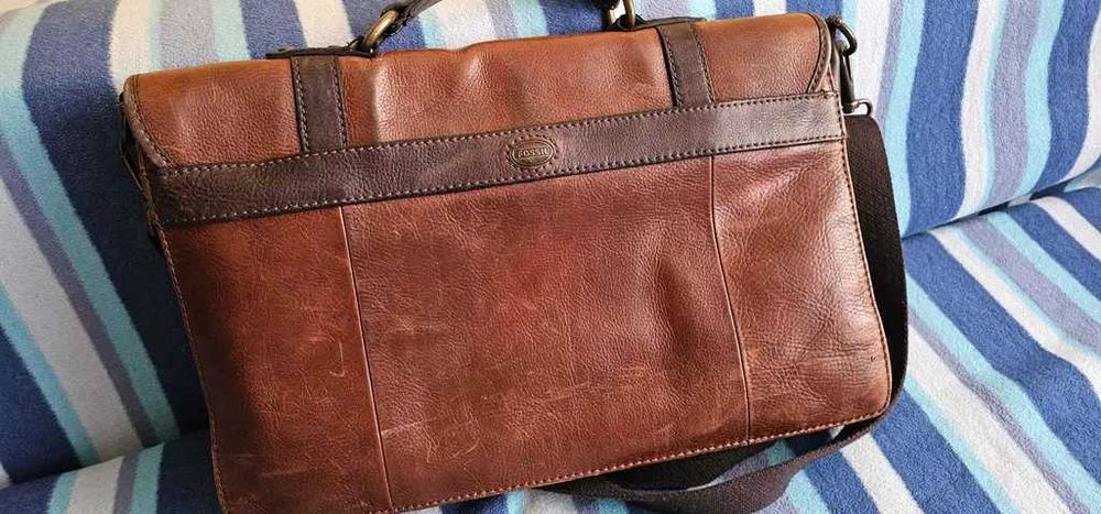 Geanta Fossil Messenger  gen postas