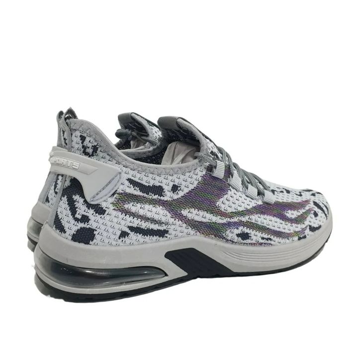 Кроссовки сеточные. Krossovki