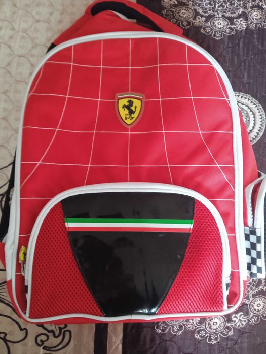 Рюкзак новый Ferrari