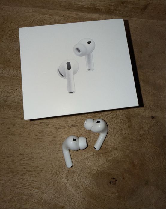 Căsti AirPods Pro 3 (doar castile) stanga si dreapta
