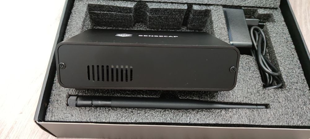 Sensecap M1 miner EU868, HNT, Helium network, crypto