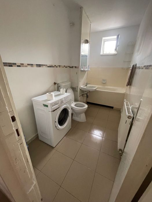 Apartament de închiriat