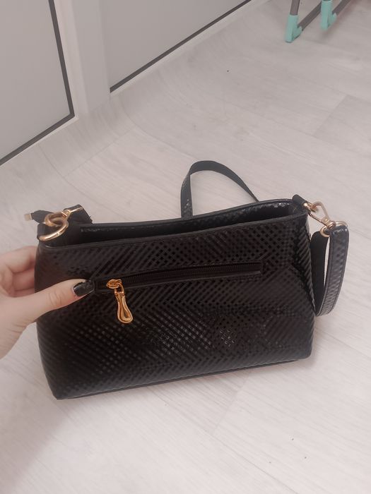 Продам женскую сумку