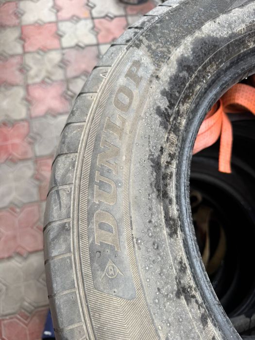 Шины Dunlop 60R18