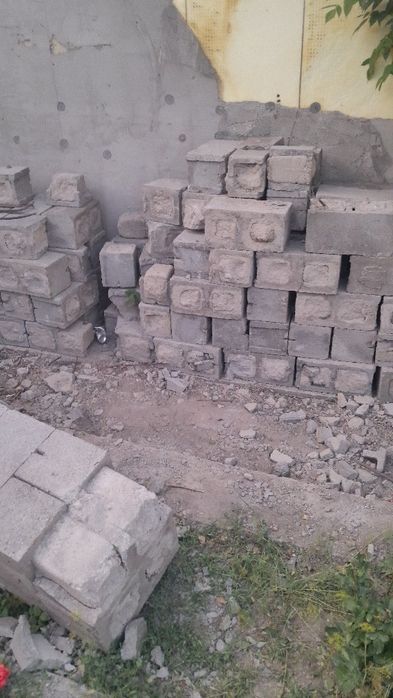 Сплитерные блоки около 100 шт.  с остатками балласт