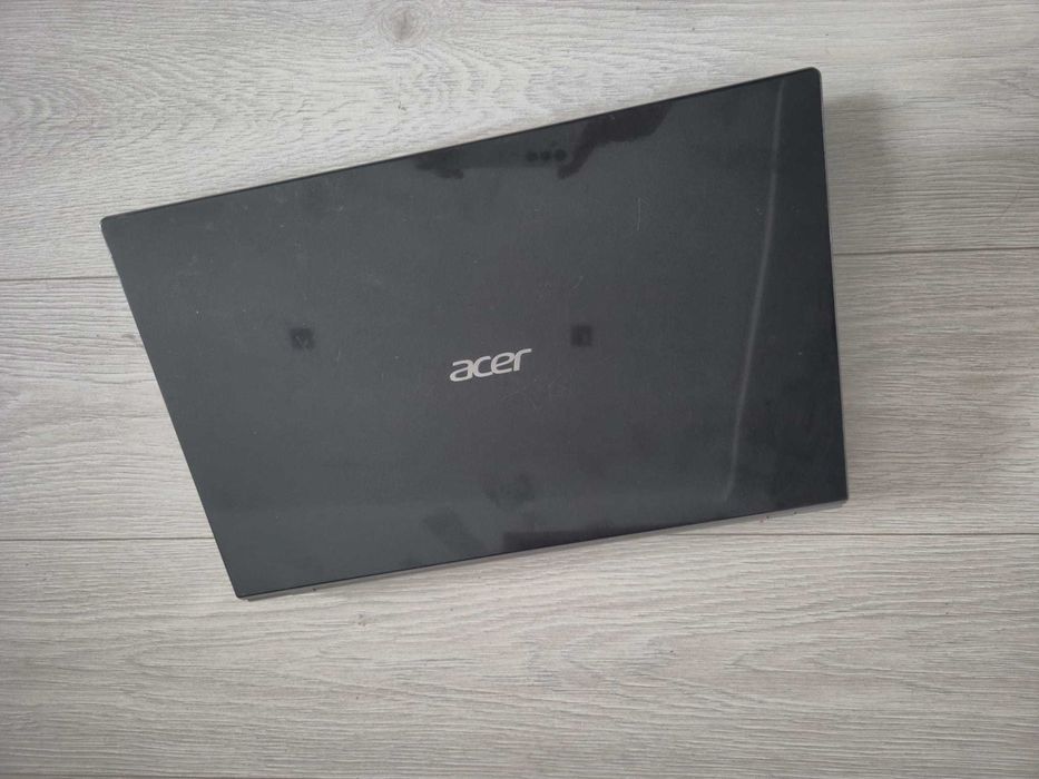 Acer Aspire V3-771