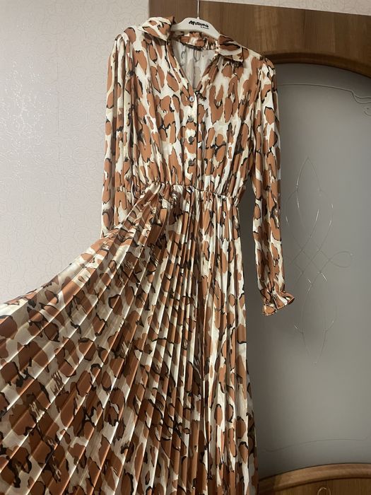 Пролается Платье р. 38