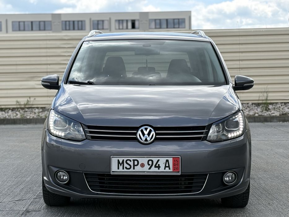 VOLKSWAGEN Touran 2011 — imagine 2