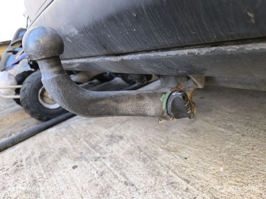 Автоматичен теглич за Мерцедес 124 седан