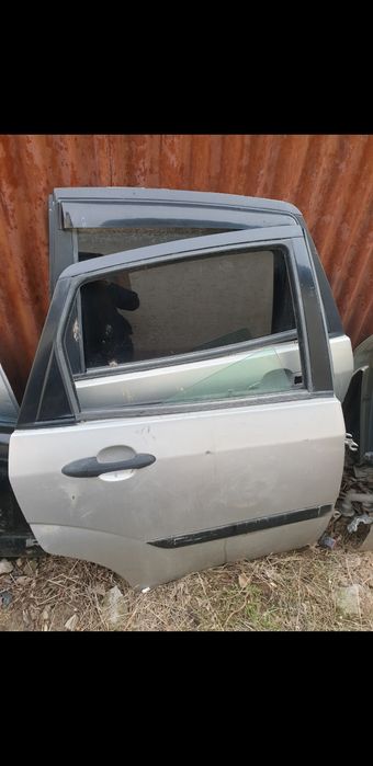 Авто разбор продам от форд фокус 2000г