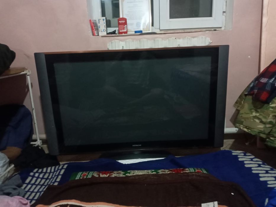 телевизор hitachi