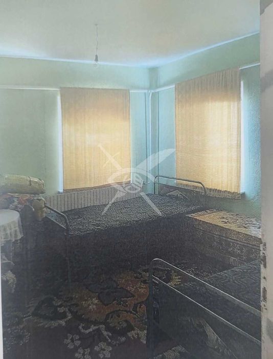 Продава се Къща в с. Момина църква, Област Бургас - 240 кв.м за 117 €/кв.м - Снимка #1