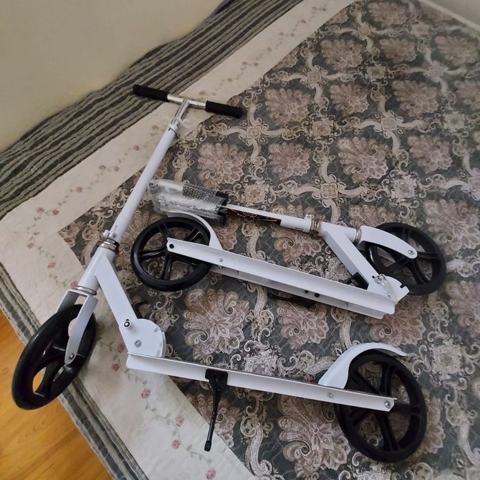 Продам самокаты новый