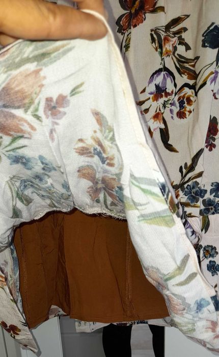 Прекрасна рокля на цветя Zara за ръст 164