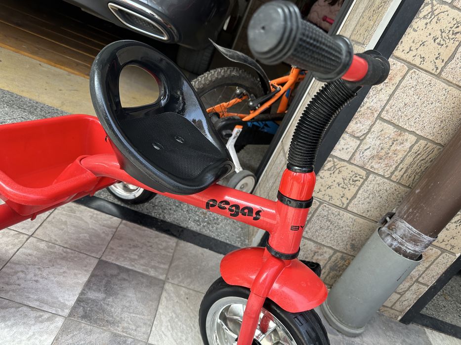 Триколка много запазена