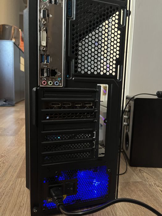 Продам пк срочно !