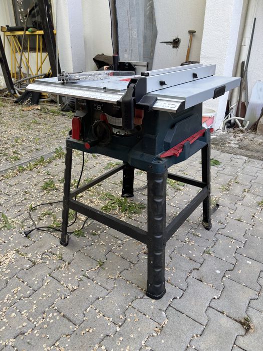 Fierastrau circular, stationar, cu masa, pentru lemn , Bosch Professional GTS 254, 1800W, stare ca nouă