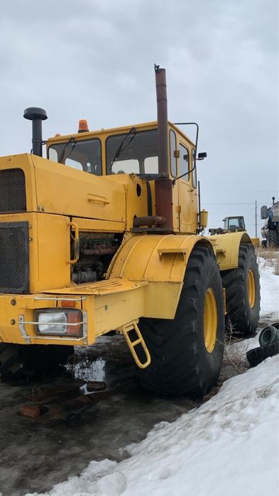 Продам трактор К700