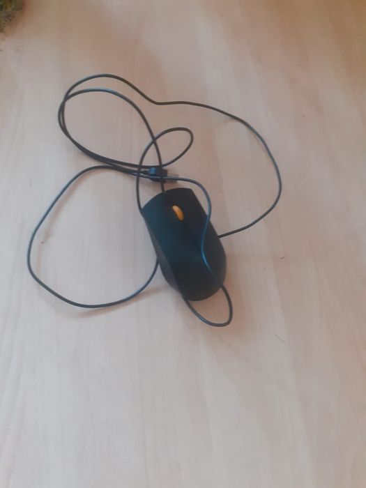 Продаю компьютерную мышку