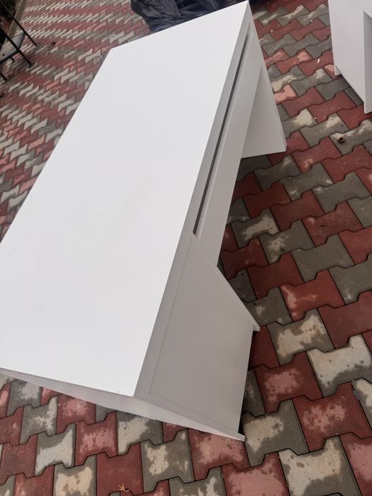 Birou alb 140cm x 65 cm ikea  4 buc