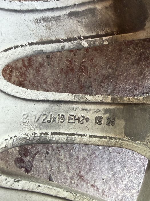 Set Jante BMW Style 235 pe 19 inch - 5x120 - Anvelope Continental 255/45 R19