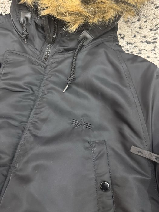 Мъжка парка ALPHA INDUSTRIES . Размер М