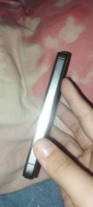 Продам iPhone 4S состояние так себе