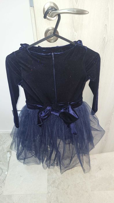 Официална рокля кадифе и тюл-5 -8 години