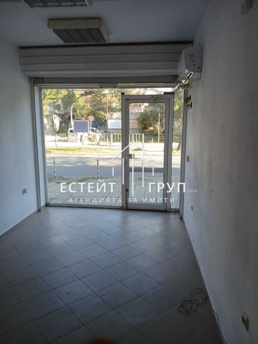 Дава се под наем Офис в Варна, Лятно кино Тракия - 17 кв.м за 193.8 € - Снимка #1