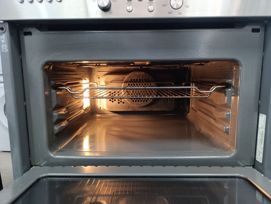 Фурна с микровълнува Siemens