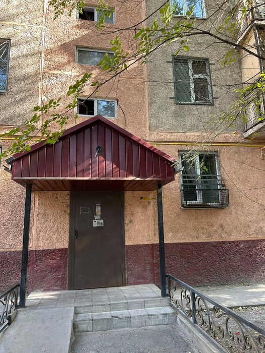 2к 9мкр 1этаж 45м² НЕ УГЛОВАЯ